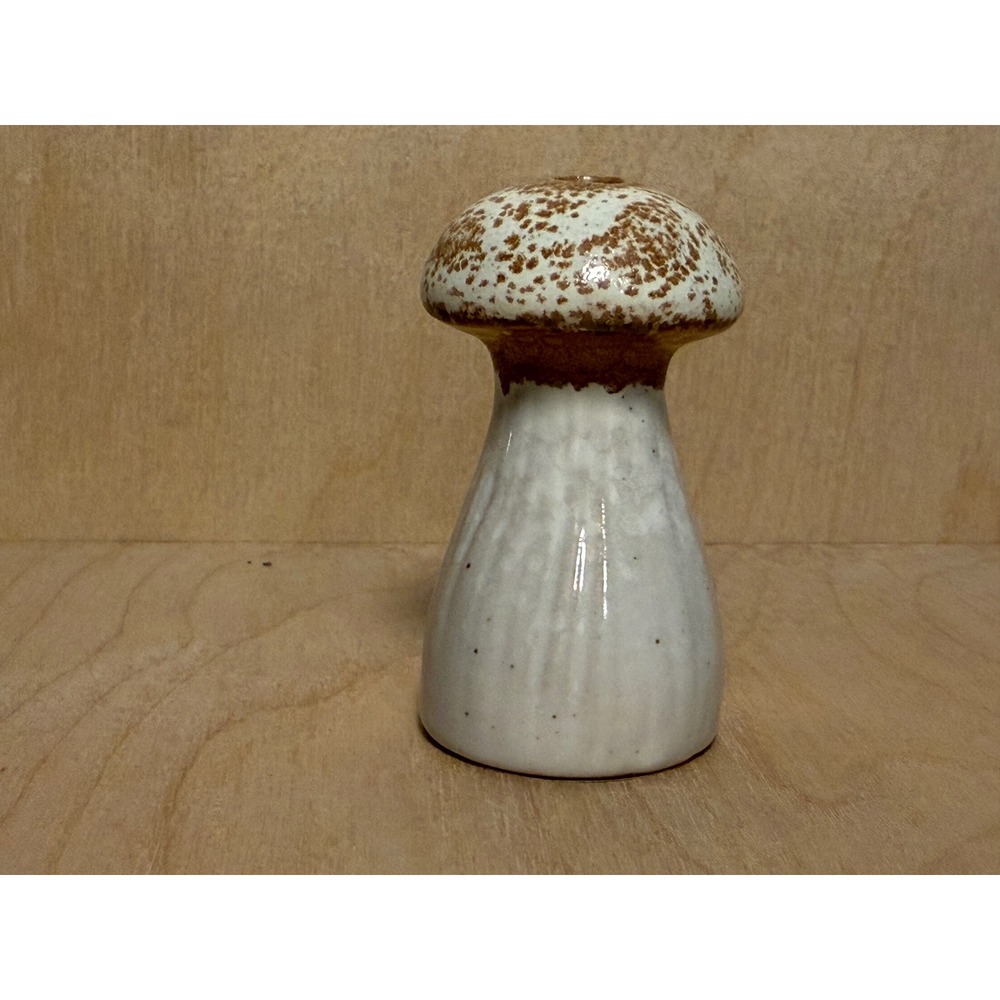 Ceramic Mushroom Candle Holder Speckled Brown White‎ Glazed Stoneware